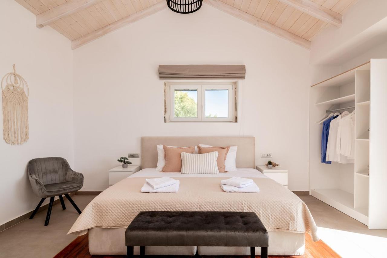 Villa Di Pietra Lithakia  Ngoại thất bức ảnh
